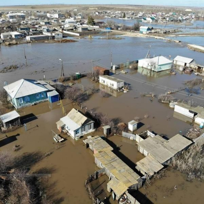 Паводок в Волгоградской области идет по жесткому сценарию: под воду уходят города