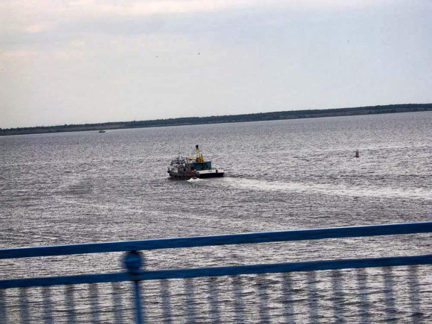 Залетная туча немного сбрызнула Камышин дождем, но это только репетиция погодной передышки