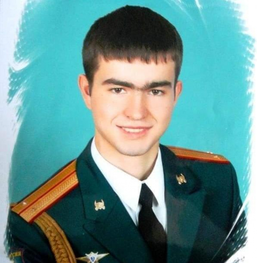 Родным погибшего на Украине Сергея Резниченко из Николаевского района передали орден мужества