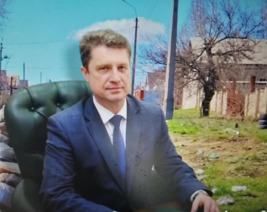 "Ой, спасибо Вам, хозяин городской!": в Камышине про градоначальника Зинченко сочинили новую песню (ВИДЕО)