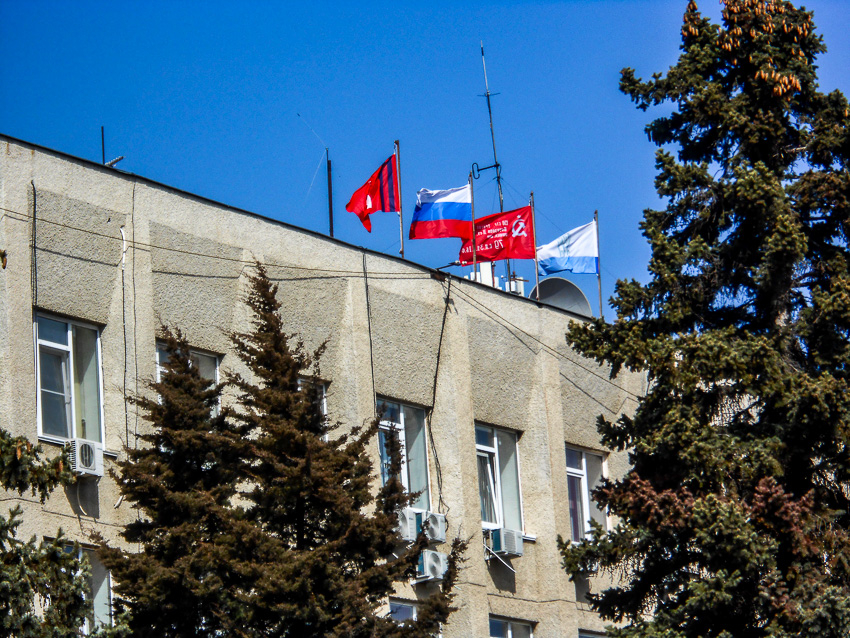 Администрация Станислава Зинченко «разогналась» в поиске кредитов уже в начале года: бросила «клич", кто ей даст 80 миллионов из-за бюджетных «дыр"