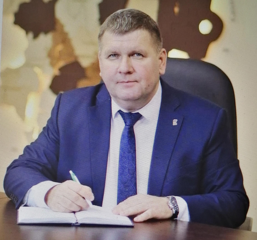 В соседнем с Камышинским - Ольховском районе глава муниципалитета стремительно отправился в отставку