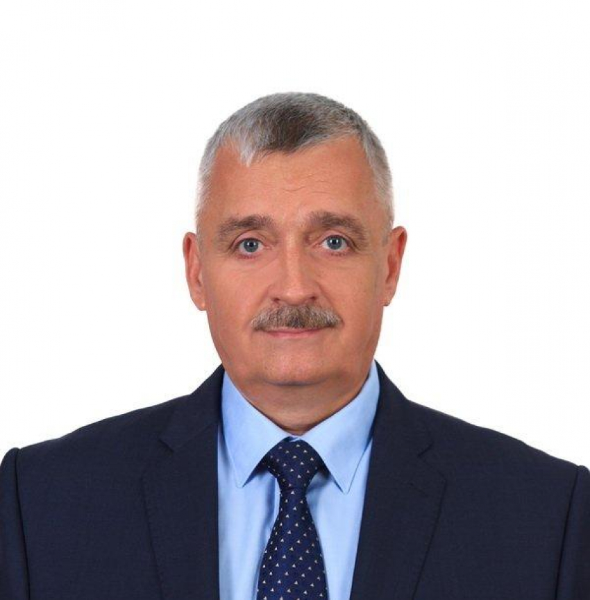 Депутат Камышинской городской думы Андрей Фадичев оказался в 4,5 раза богаче губернатора, - «Блокнот Волгограда"