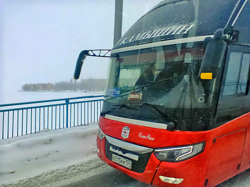 Пропавшую в Камышине старшеклассницу благополучно сняли с подножки московского автобуса