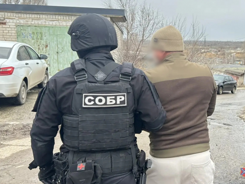 Оперативники задержали директора УК за дачу взятки (ВИДЕО)