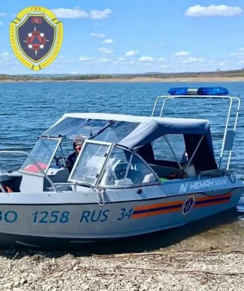 У села Нижняя Добринка в Камышинском районе вытаскивали пенсионера из Волги: спасли!