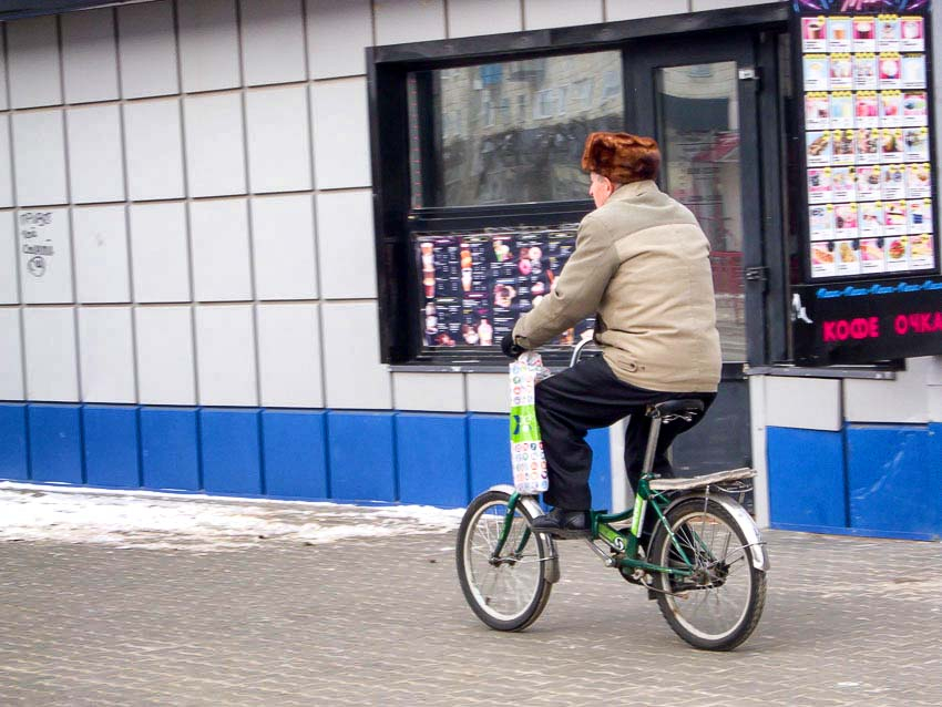 Аферисты «обувают» жителей Волгоградской области на миллионы по старым «легендам» типа «переведите деньги на безопасный счет"