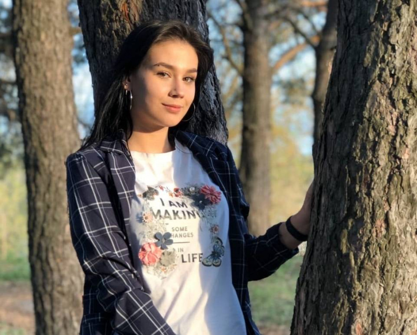 Ушла гулять в воскресенье и пропала: 17-летнюю девушку ищут в Волгоградской области