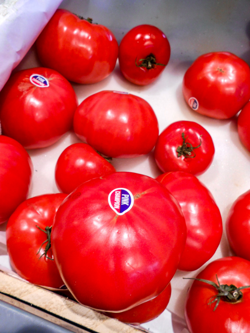 Овощи, а особенно помидоры, становятся «золотыми» для камышан по весне