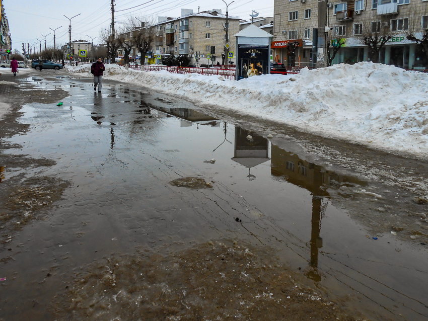 В Камышине в двух домах в 4-м и 5-м микрорайонах отключают свет 13 марта