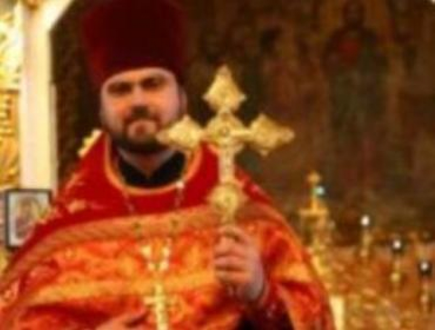 Пасхальное поздравление камышанам старшего священника Никольского кафедрального собора Камышина протоиерея Алексия Кузнецова