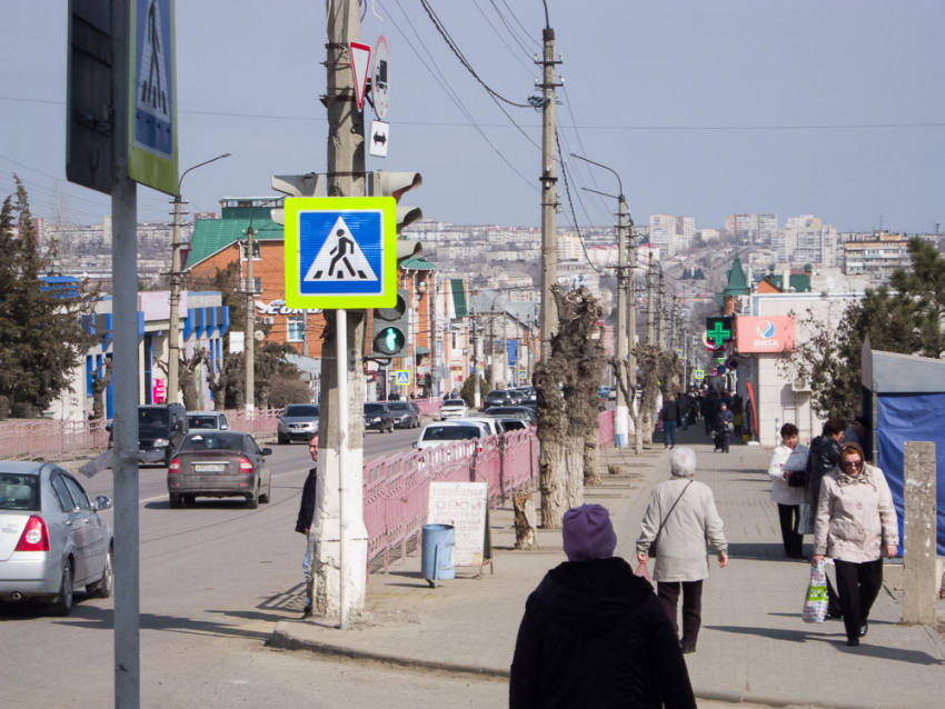 В Волгоградской области жители заявляют, что на работе их мотивируют не только деньги, но и уважение со стороны начальников
