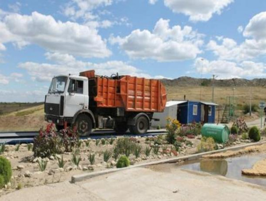Норматив на вывоз мусора в Камышине не будут устанавливать по принципу «каждый производит в день три ведра отходов", - депутаты Облдумы