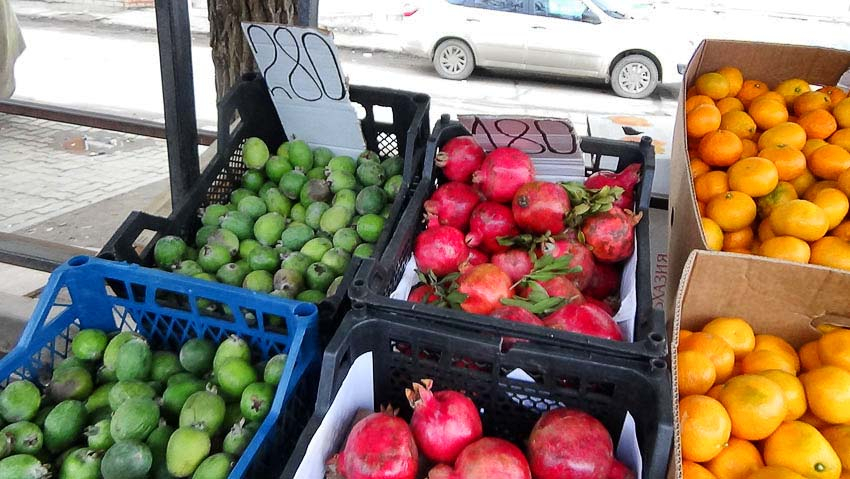 В Камышине начали торговать «аптечным» десертом - фейхоа