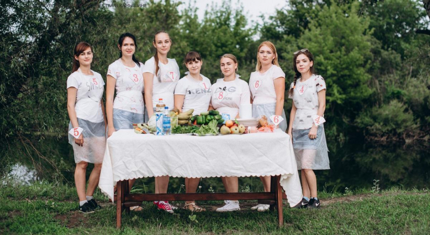 В конкурсе «Блокнота Камышина» «Мисс уникальность- 2018» прошел «вкусный» этап «Полевая  кухня"