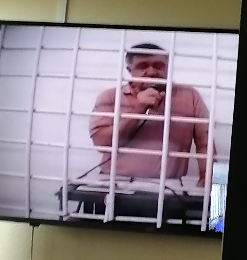 Подсудимый Александр Норов, обвиняемый в мошенничестве и превышении полномочий, подал жалобу в Волгоградский облсуд на постановление судьи Камышинского городского суда