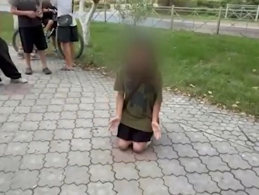 Школьный беспредел со стоящей на коленях девочкой проверит прокуратура, - «Блокнот Волгограда» (ВИДЕО)