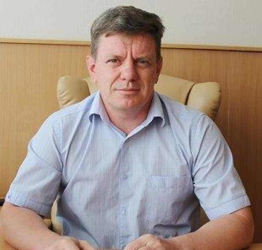 Председатель городского комитета образования Юрий Бачурин пока не назначен заместителем главы Камышина Станислава Зинченко