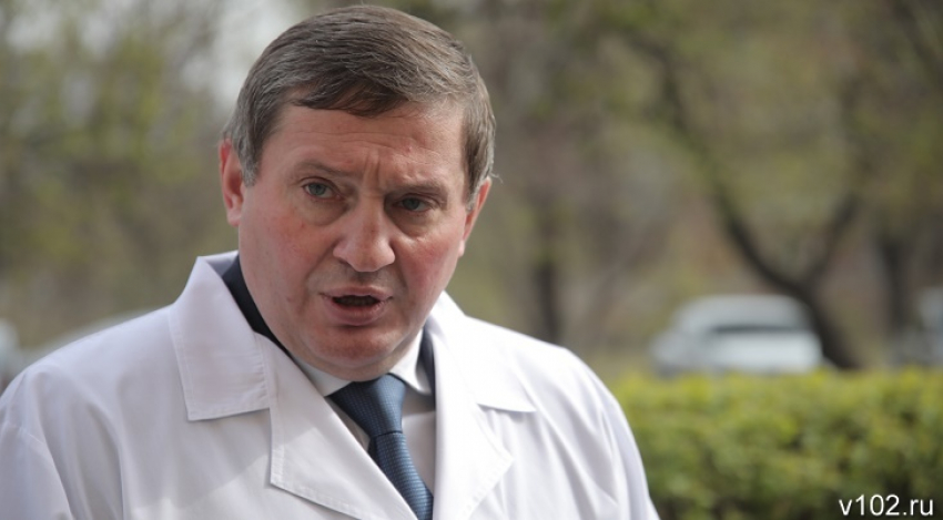 Губернатор Андрей Бочаров жестко прокомментировал высокий процент заражений COVID в регионе и многозначительно пообещал «решения"