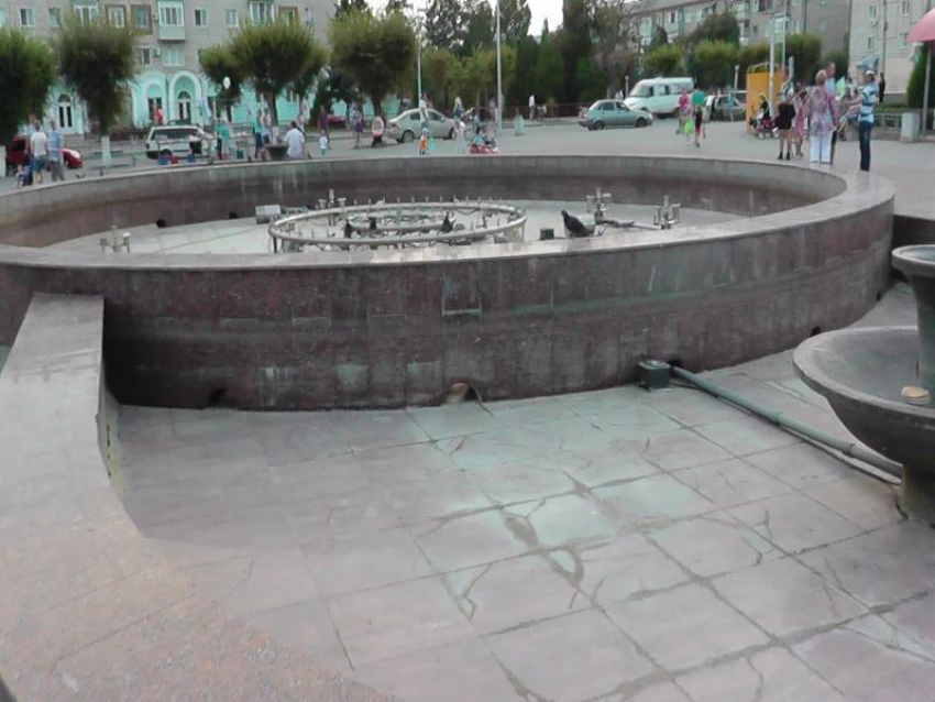 В Камышине забыли включить фонтаны после 2 августа?