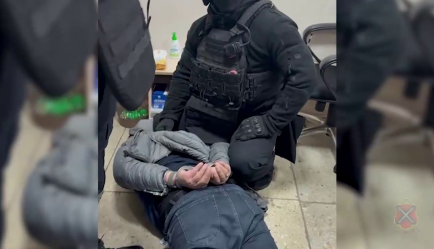 Кого СОБР уложил лицом в пол в Волгограде (ВИДЕО)