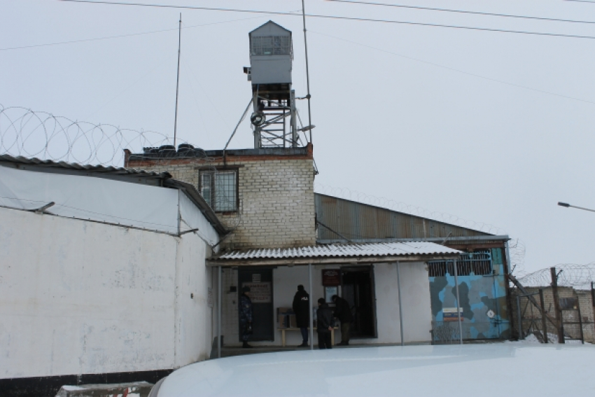В Камышине инспектор надзора ИК-24 пойдет под суд