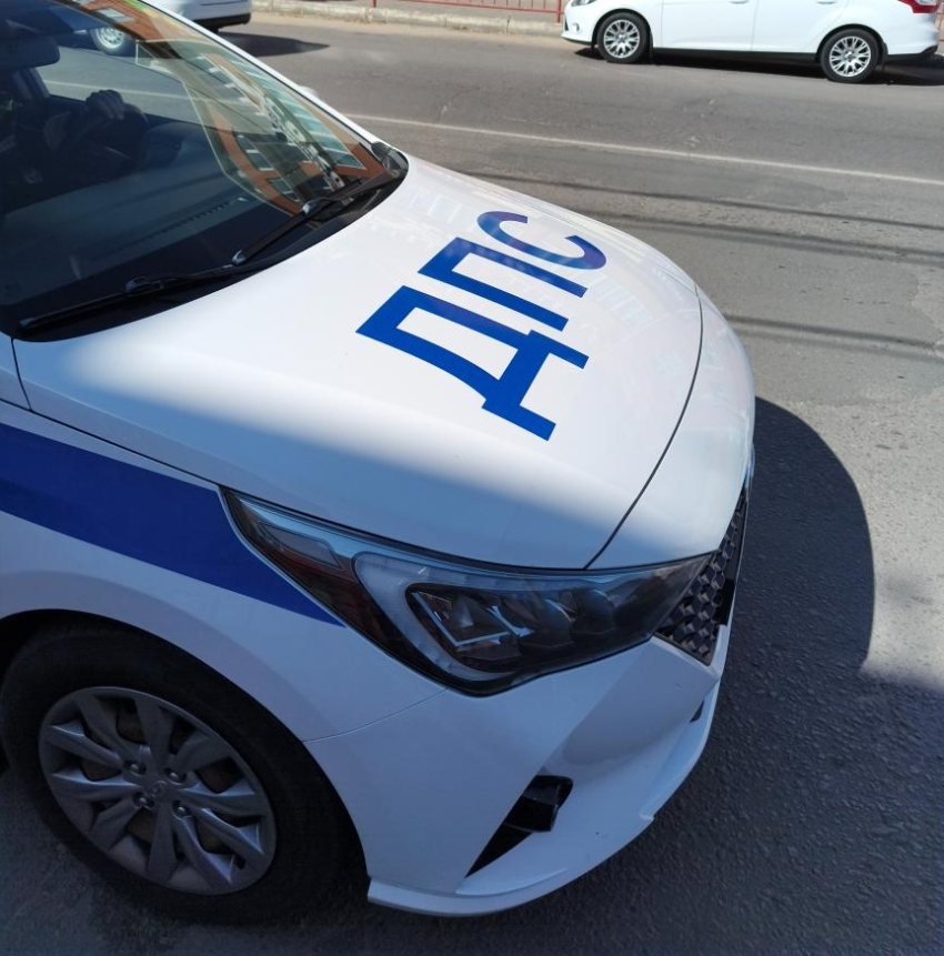 В Камышинском районе полицейские отправили на штрафстоянку «Шевроле» гонщика  подшофе