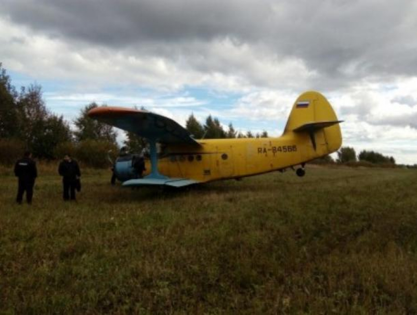 Ан-2 из Камышина совершил вынужденную посадку в Ульяновской области