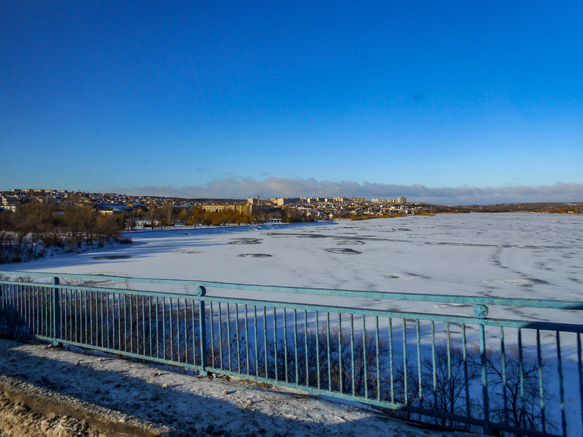 Штормовое предупреждение из-за ветра 30 метров в секунду продлено в Волгоградской области 