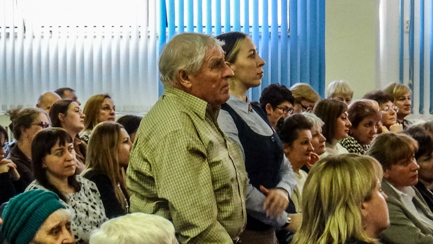 В Камышине градоначальника «ткнули носом» в проблему 24-го автобусного маршрута (ВИДЕО)