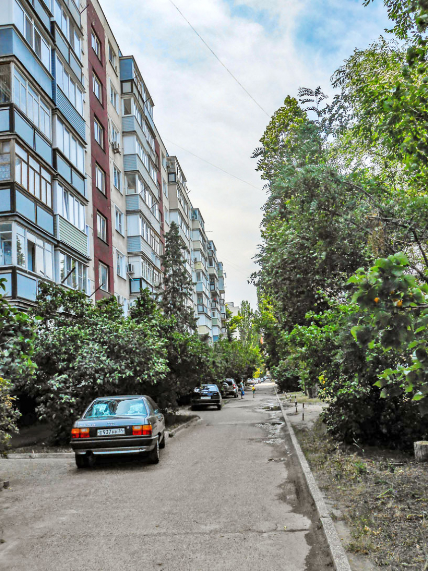 В Камышине коммунальщики «точечно» отключат горячую воду завтра, 22 июля, а подключат ли массово отключенную - неизвестно