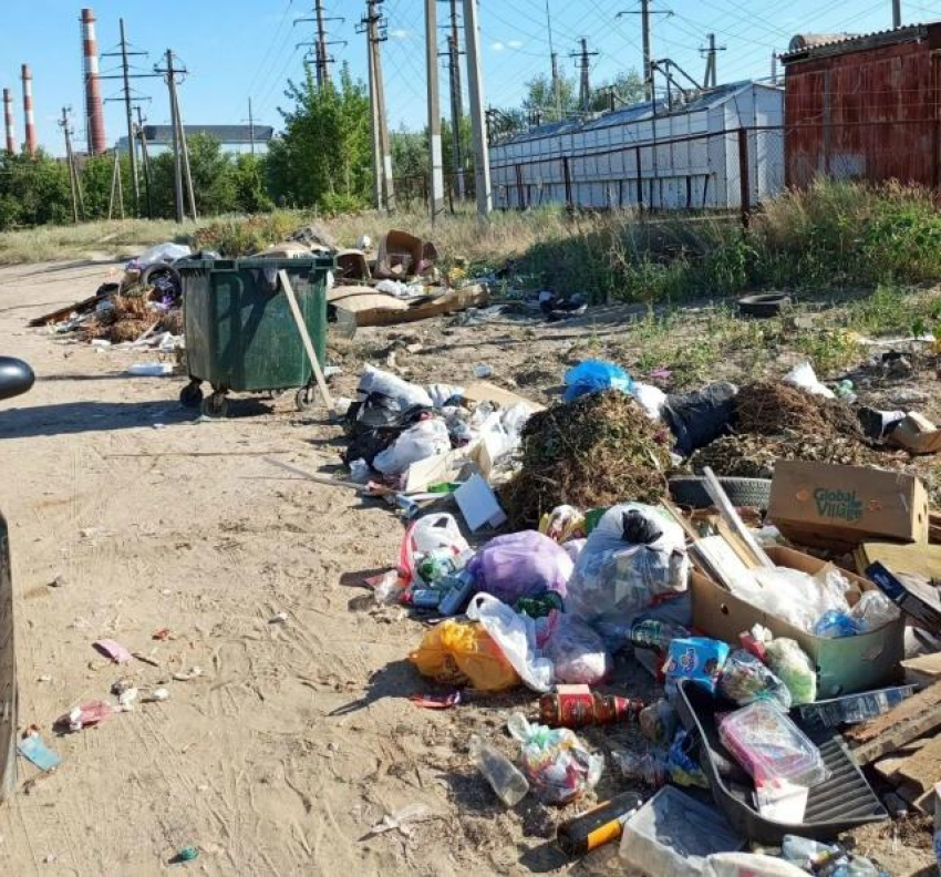 "Ужасная свалка в Камышине: куда смотрит наша администрация?"