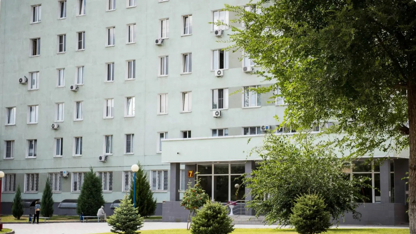 Медики Волгоградской областной больницы помогли камышанке с редким наследственным заболеванием