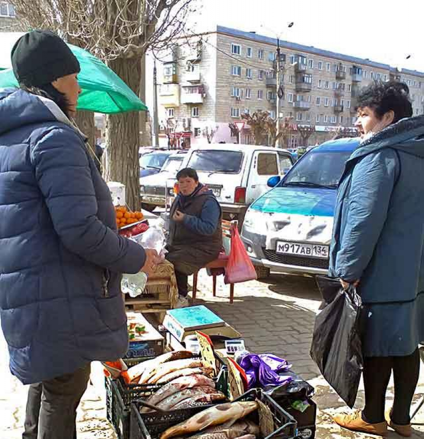 90% опрошенных жителей Волгоградской области пожаловались на острую нехватку денег в современных реалиях 