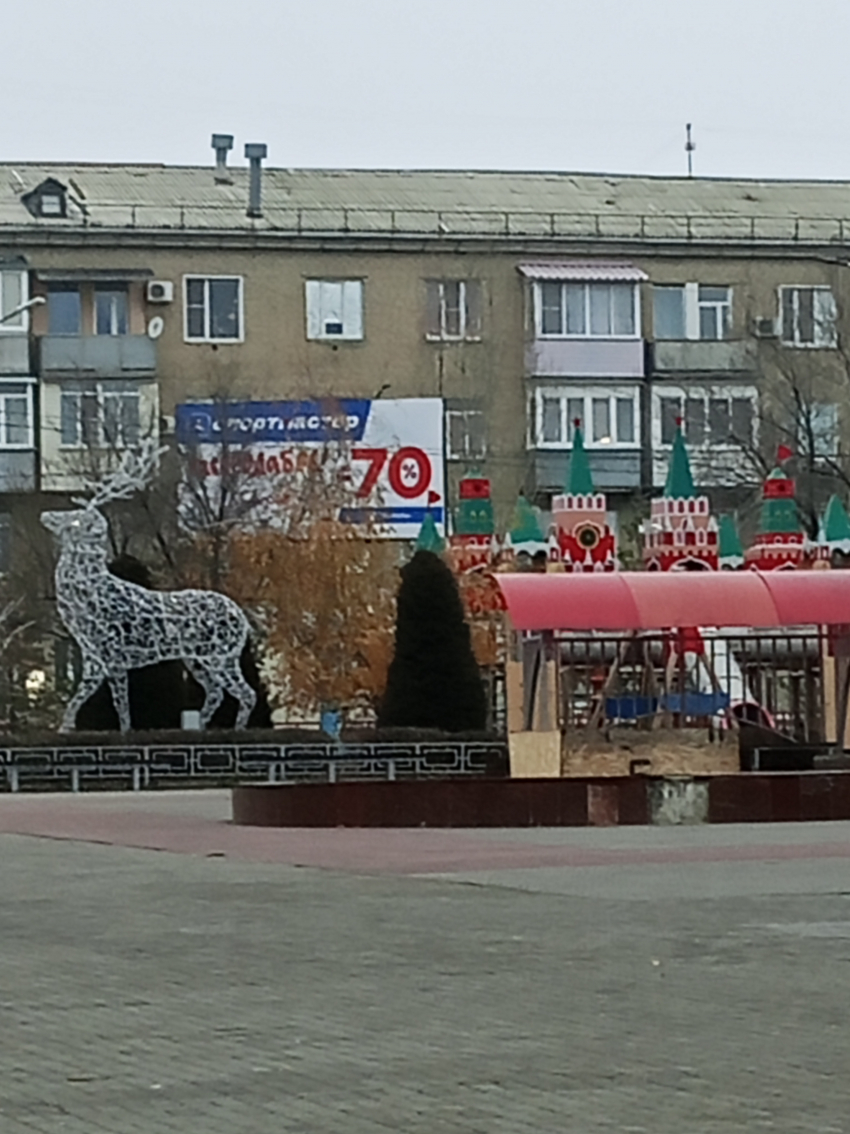 Камышане заинтересовались локацией светящегося оленя: его хотели «прописать» в конце улицы Ленина, а установили у «ДК «Текстильщик"