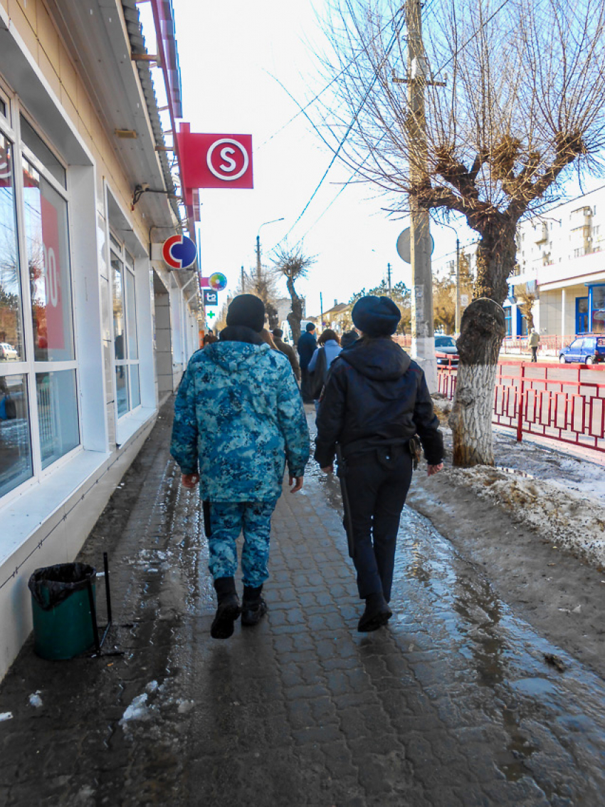 Украинский БПЛА сбит в Волгоградской области, сообщило Минобороны сегодня, 14 марта