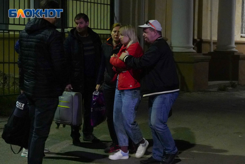 «Бал у сатаны, как после терактов 2013 года»: как в Волгограде провожали родных погибших девочек-баскетболисток, - «Блокнот Волгограда» (ВИДЕО)