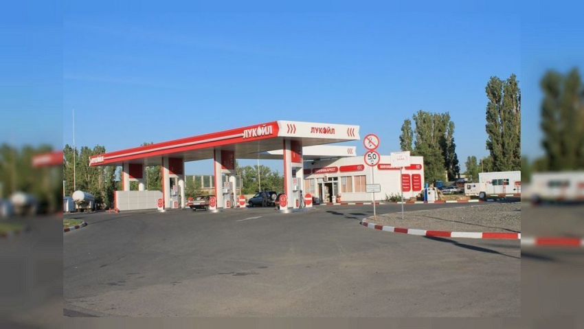 В Волгоградской области открыли «горячую линию» по ценам на бензин