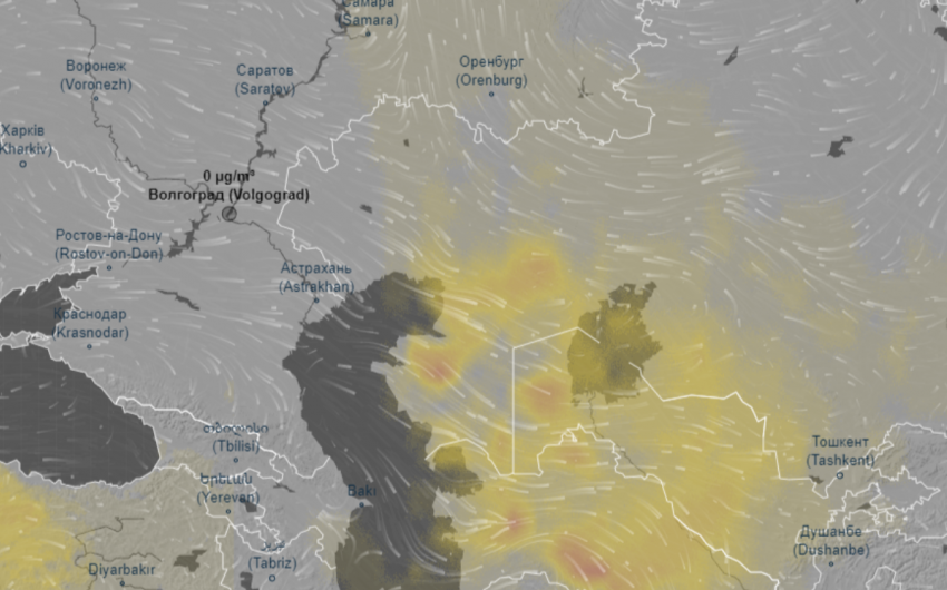 Пыльная буря подбирается к Волгоградской области из Калмыкии 