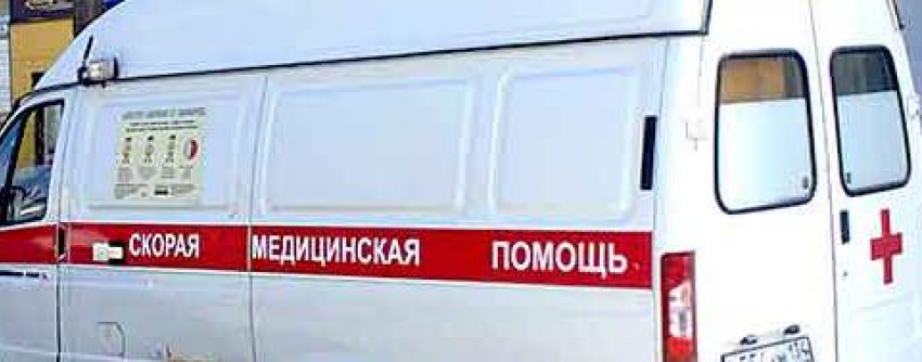 В Волгограде «зубастая» девушка прокусила палец и голеностоп медикам «скорой"