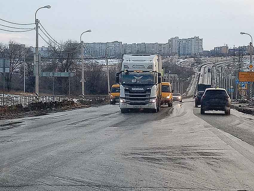 Водителей-камышан предупреждают о непогоде и метели на трассах Волгоградской области