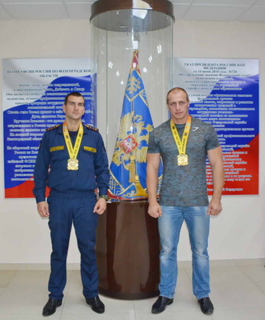В Волгоградской области сотрудники УФСИН заняли призовые места на Чемпионате России по пауэрлифтингу