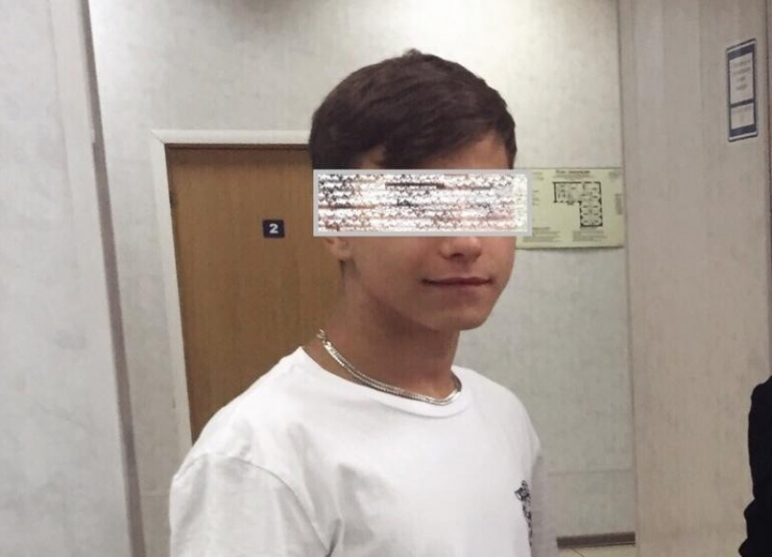 В Волгограде похоронили 16-летнего зарезанного студента, - «Блокнот Волгограда» (ВИДЕО)