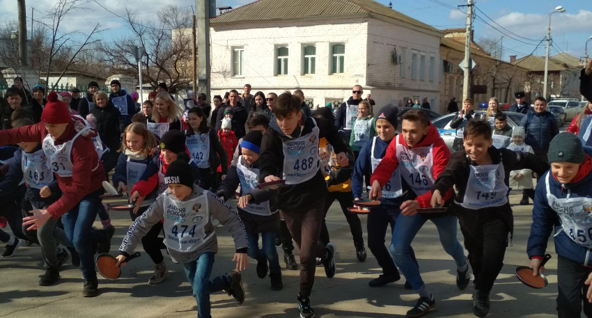 Администрация Камышина объявила, что во время празднования Масленицы перекроют улицу Советскую  для «Блинного забега"