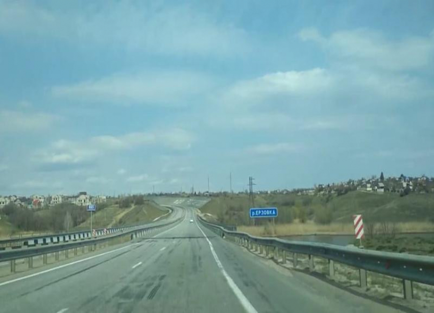 270 метров за 192 миллиона рублей: на трассе между Волгоградом и Камышином отремонтируют мост через Ерзовку