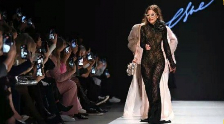 Легендарная итальянка Орнелла Мути обожает наряды российских дизайнеров: что носить этой весной?