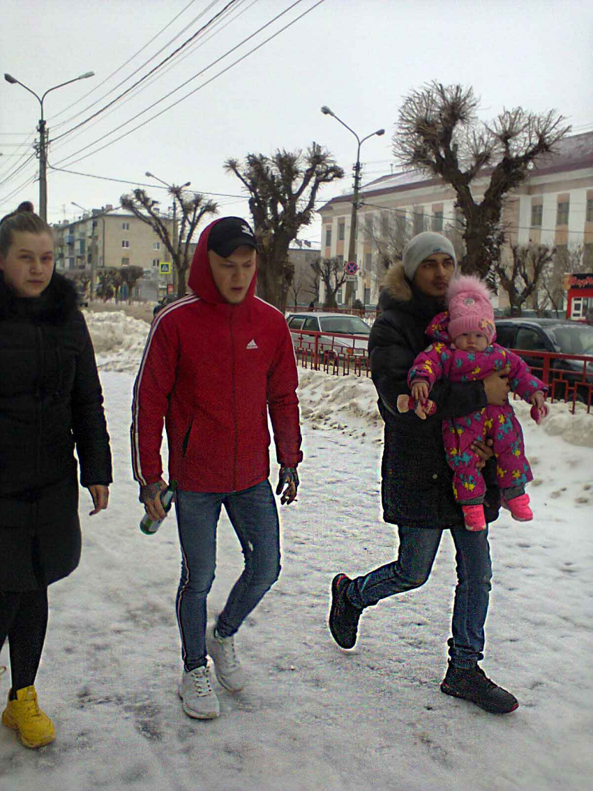 Очень жаль, что на 10 девчонок по статистике 9 ребят: Росстат пересчитал мужчин в Волгоградской области