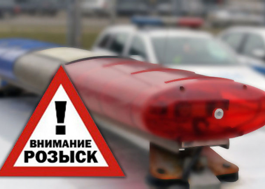 В Камышине около воинской части произошло ДТП, полиция ведет розыск очевидцев