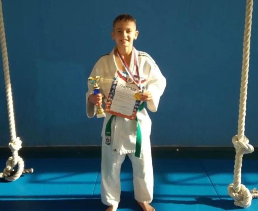 Воспитанник спортшколы Камышинского района стал чемпионом турнира и выполнил норматив для вхождения в сборную области