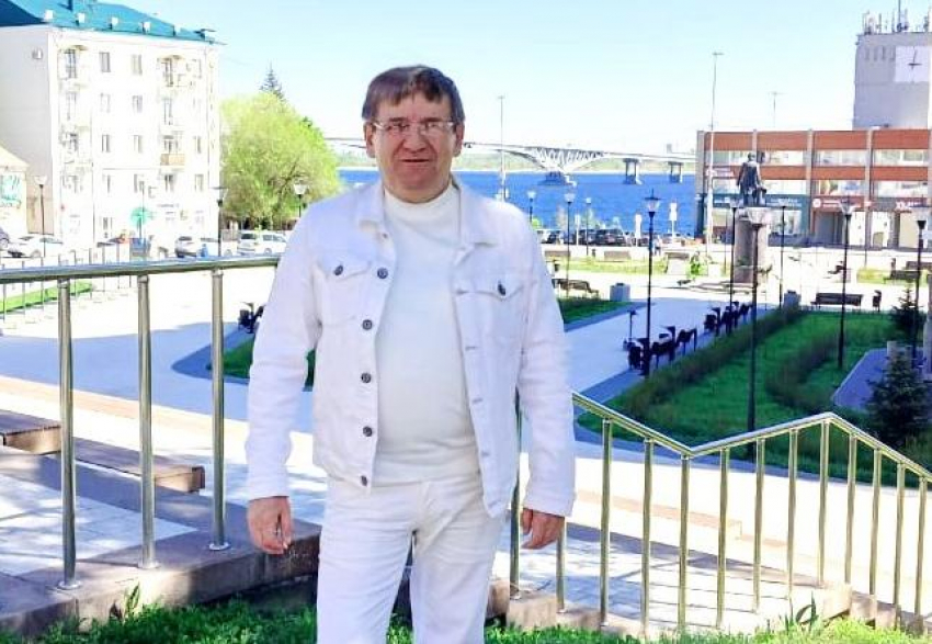Пока власти Камышина набрали в рот воды, камышанин Анатолий Ярмолович прокомментировал федеральной прессе ситуацию с КПК «Честь", взорвавшую город